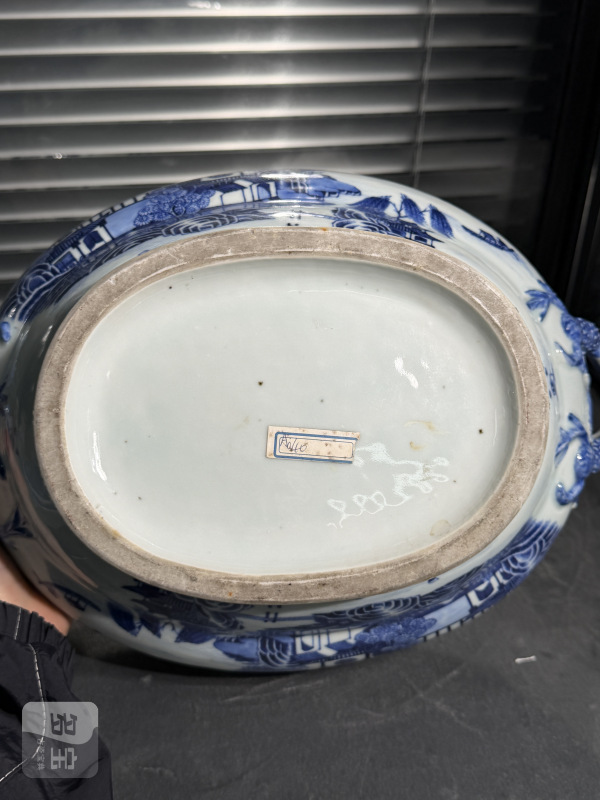 清乾隆青花山水楼阁纹草莓形钮盖锅 - 图13